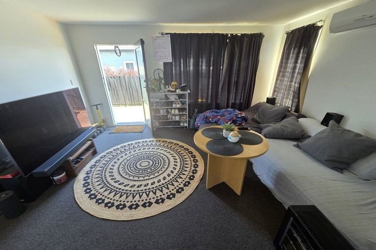 Photo of property in 2/11 Laurence Street, Waltham, Christchurch, 8011