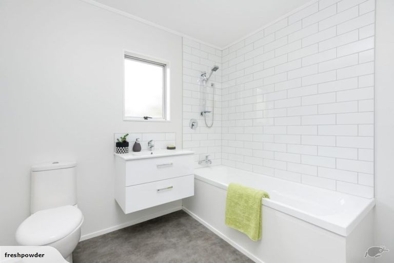 Photo of property in 21a Doncaster Drive, Papamoa Beach, Papamoa, 3118