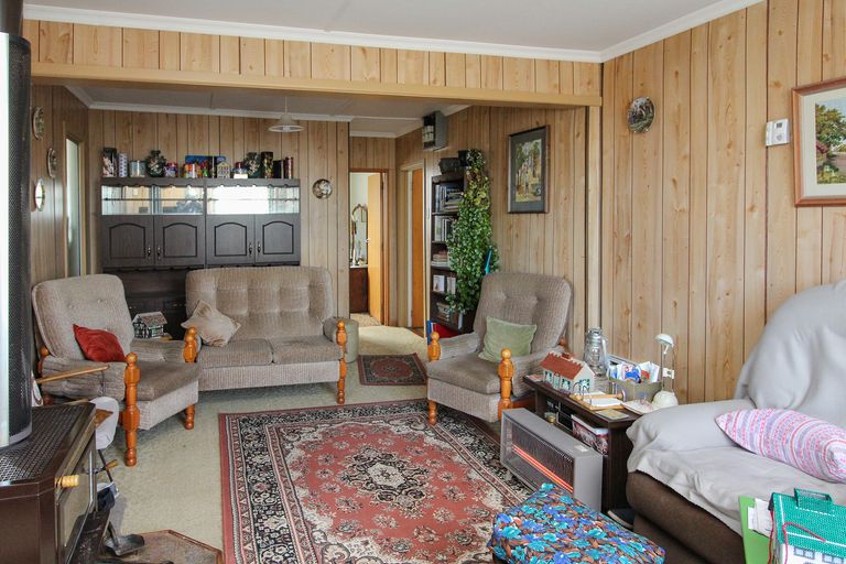 Photo of property in 28 Lincoln Street, Hampden, 9410