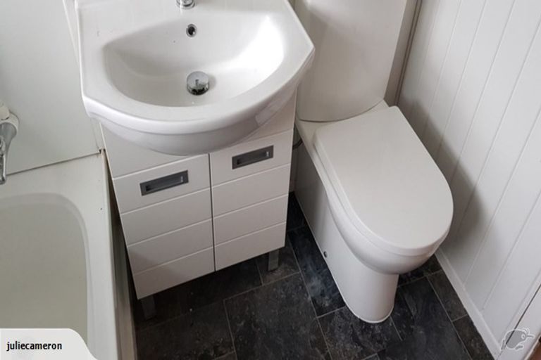 Photo of property in 24a Ranfurly Street, Trentham, Upper Hutt, 5018