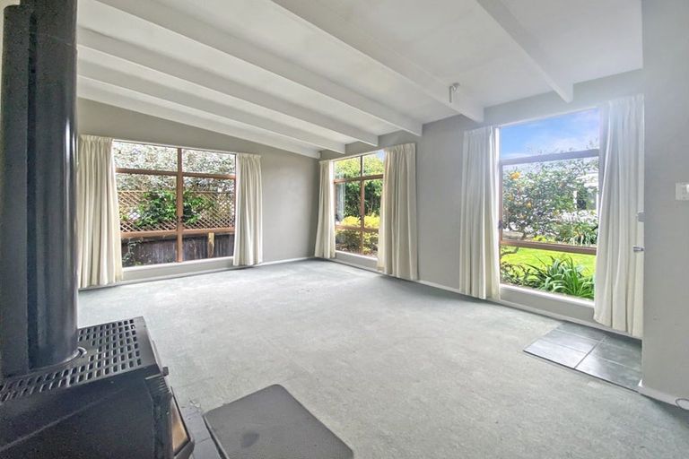 Photo of property in 2a Rawhiti Place, Saint Johns Hill, Whanganui, 4501