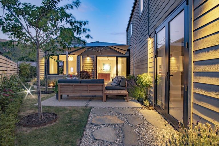 Photo of property in 9a Caernarvon Street, Arrowtown, 9302