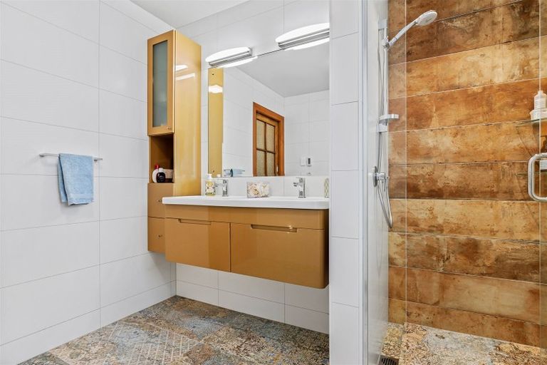 Photo of property in 7 Thorrington Road, Cashmere, Christchurch, 8022