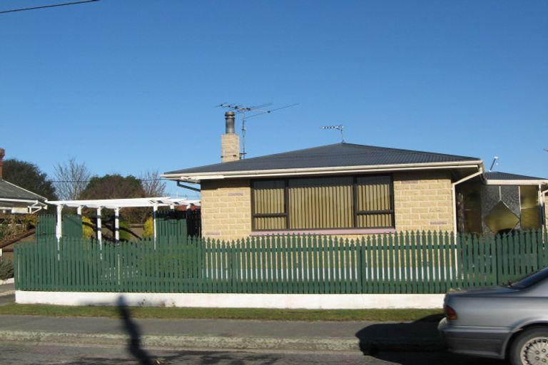 Photo of property in 5 Mortlake Street, Islington, Christchurch, 8042