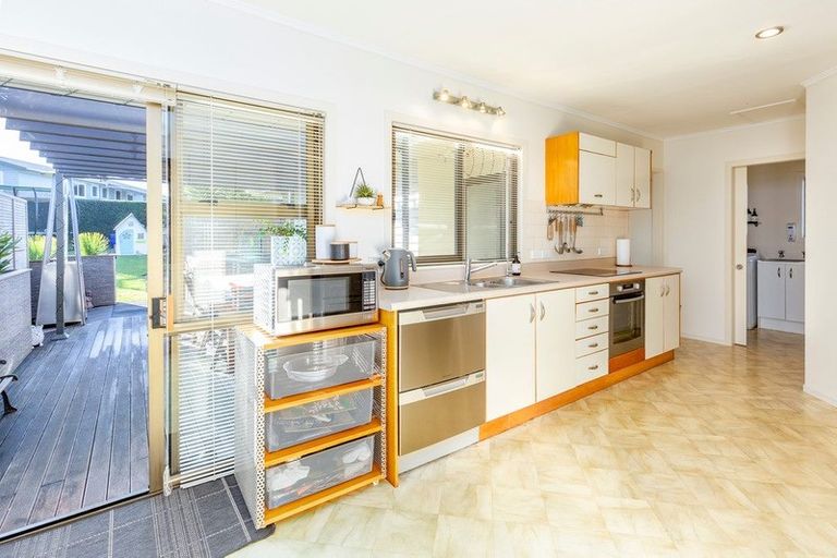 Photo of property in 34 Rothery Road, Hillpark, Auckland, 2102