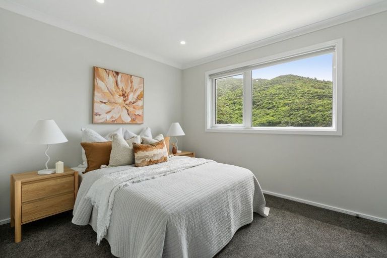 Photo of property in 8 Porokaiwhiri Street, Crofton Downs, Wellington, 6035