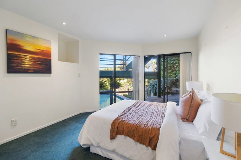 Photo of property in 25 Bucklands Beach Road, Bucklands Beach, Auckland, 2012