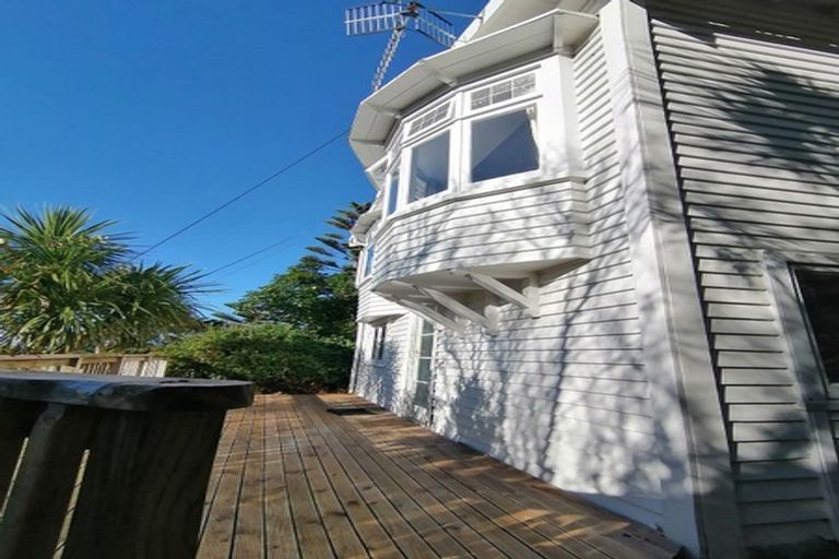 Photo of property in 14 Mount Pleasant Road, Aro Valley, Wellington, 6012