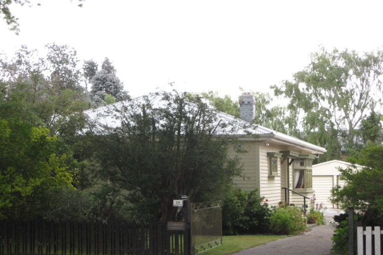 Photo of property in 39 Dudley Street, Richmond, Christchurch, 8013