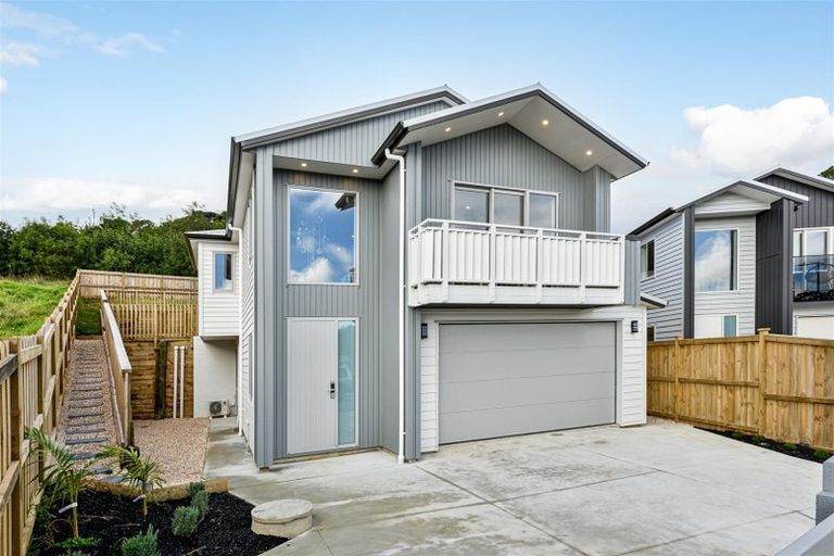 Photo of property in 42 Pukemarino Road, Waimauku, 0812