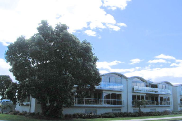 Photo of property in 27 Banks Avenue, Mount Maunganui, 3116