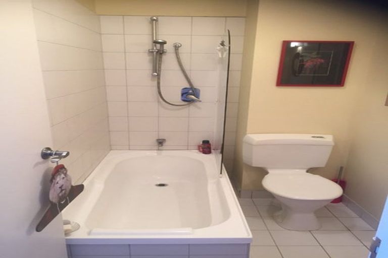 Photo of property in 11 Rhine Street, Island Bay, Wellington, 6023