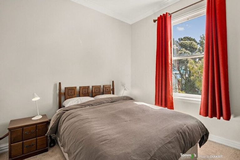 Photo of property in 160a Tasman Street, Mount Cook, Wellington, 6021