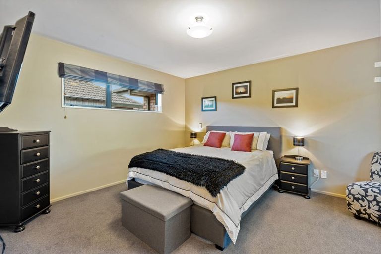 Photo of property in 23 Pentland Drive, Belfast, Christchurch, 8051