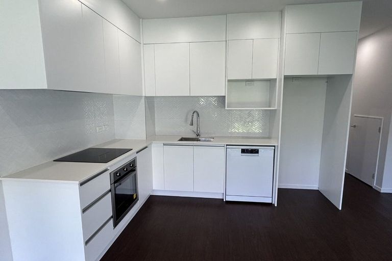 Photo of property in 3 Rangimarie Close, Opaheke, Papakura, 2113