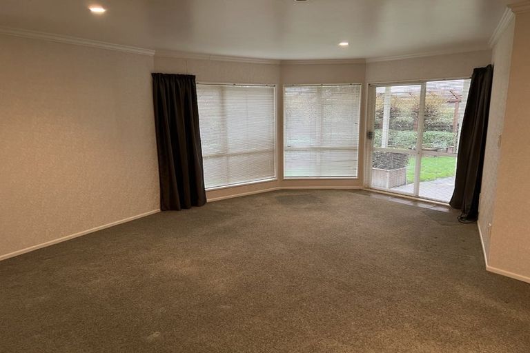 Photo of property in 118 Waihou Road, Levin, 5571