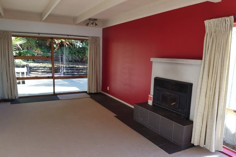 Photo of property in 13 Malters Place, Browns Bay, Auckland, 0630