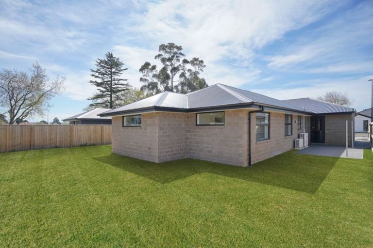 Photo of property in 31 Minerva Crescent, Woodend, 7610