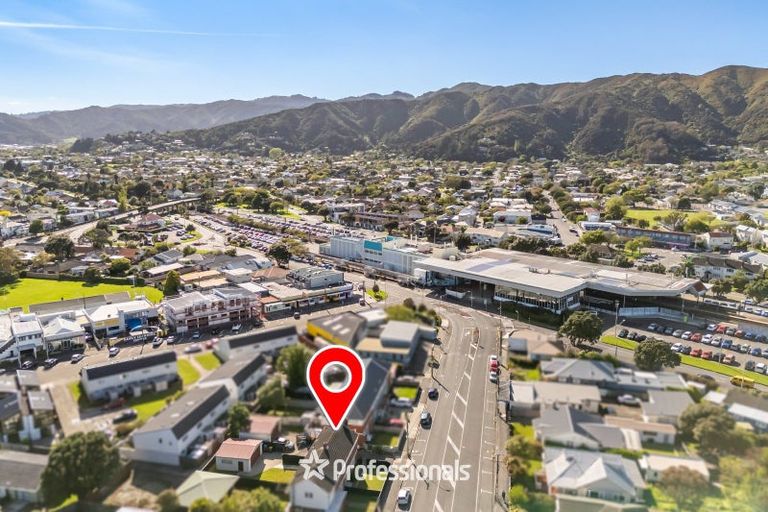 Photo of property in 215 Knights Road, Hutt Central, Lower Hutt, 5011