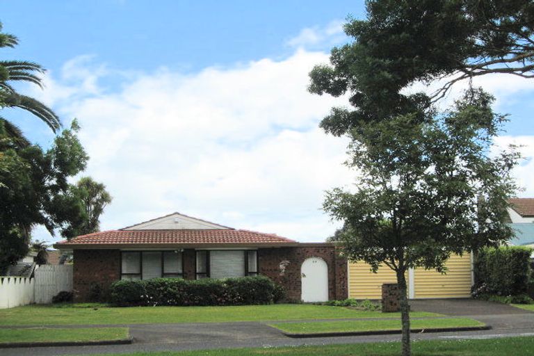 Photo of property in 49 Walter Strevens Drive, Conifer Grove, Takanini, 2112