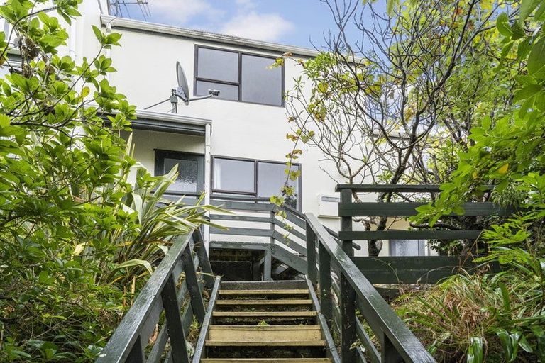 Photo of property in 11/12 Vallance Street, Kilbirnie, Wellington, 6022