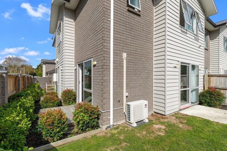 Photo of property in 10/47 Helena Road, Hillcrest, Hamilton, 3216