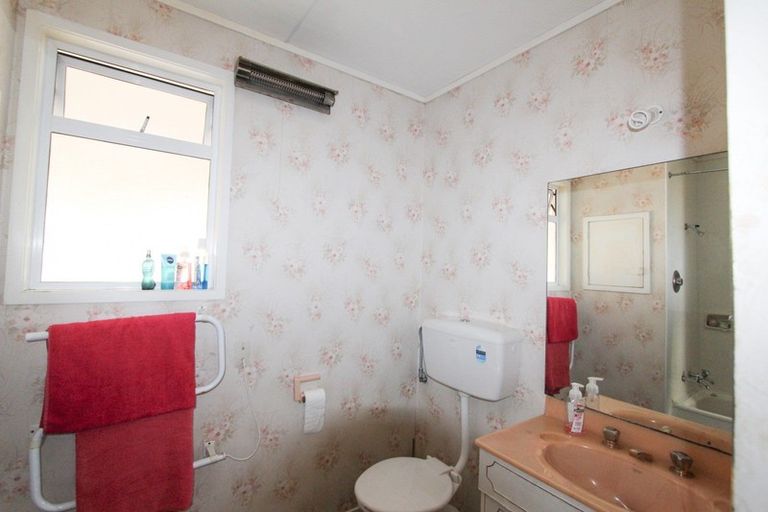 Photo of property in 19 King Street, Pahiatua, 4910