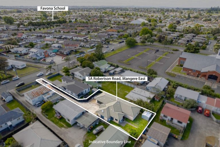 Photo of property in 5a Robertson Road, Favona, Auckland, 2024