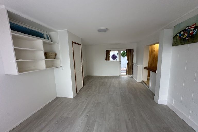 Photo of property in 1/90 Mountbatten Avenue, Hillcrest, Auckland, 0627