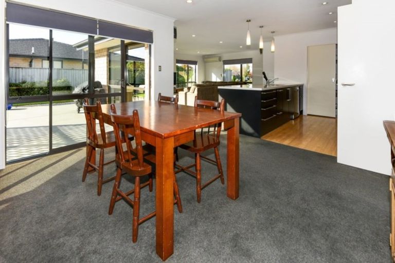 Photo of property in 27 Jarnac Boulevard, Yaldhurst, Christchurch, 8042