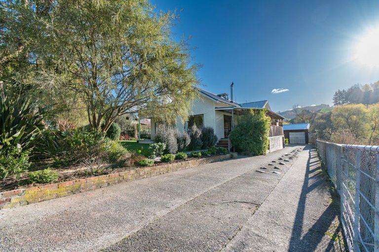 Photo of property in 86 Gibbs Road, Taihape, 4720