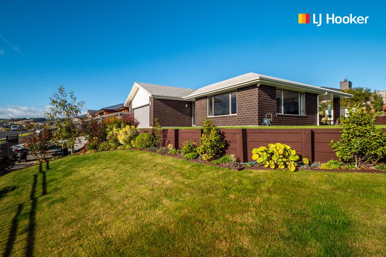 Photo of property in 38 Grandvista Drive, Green Island, Dunedin, 9018