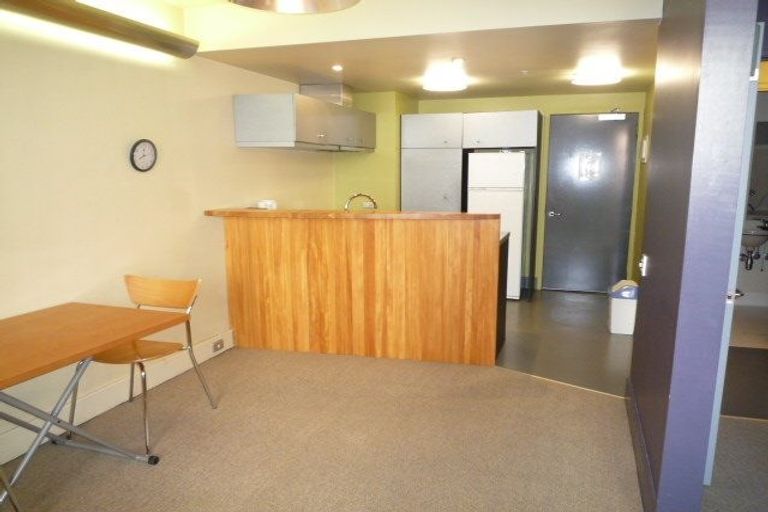 Photo of property in St Pauls Apartments, 21/43 Mulgrave Street, Thorndon, Wellington, 6011