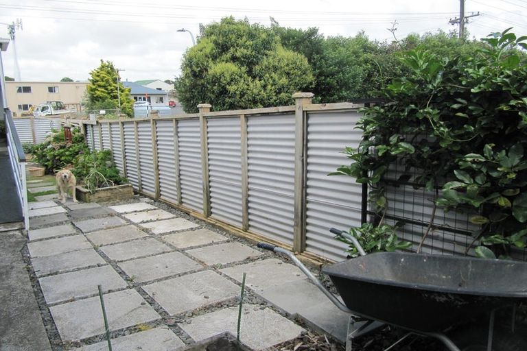 Photo of property in 31a Constable Road, Waiuku, 2123