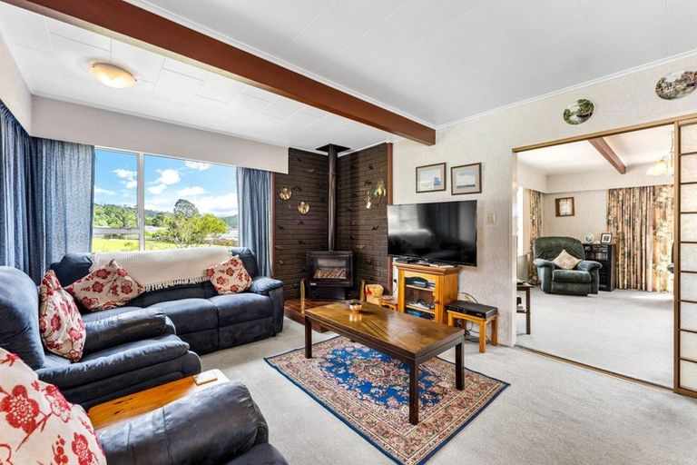 Photo of property in 20 Holland Street, Wainuiomata, Lower Hutt, 5014