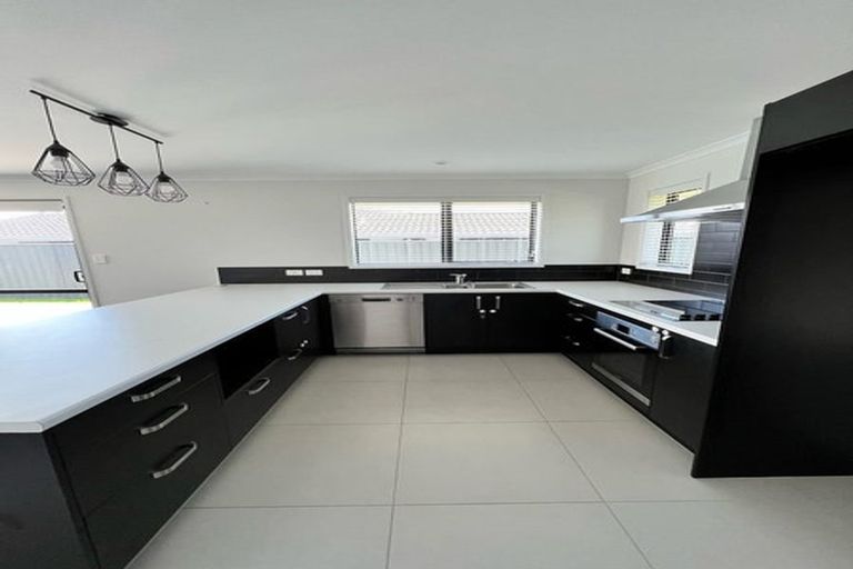 Photo of property in 10 Robley Road, Pyes Pa, Tauranga, 3112