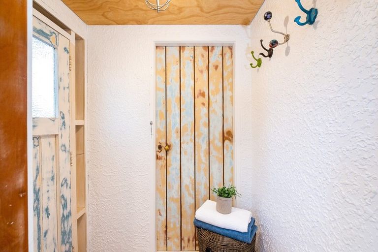 Photo of property in 7 Anzac Avenue, Onekawa, Napier, 4110