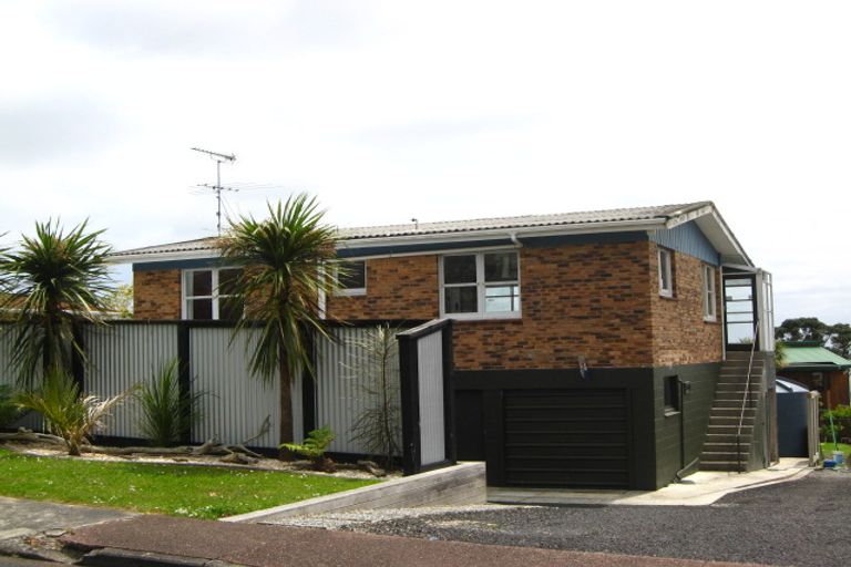 Photo of property in 114 Pacific Parade, Army Bay, Whangaparaoa, 0930