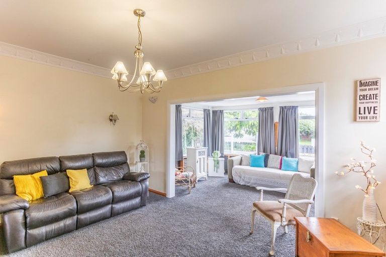 Photo of property in 1 Bowling Road, Greenmeadows, Napier, 4112