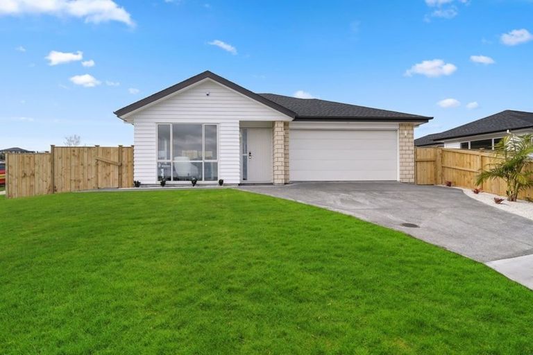 Photo of property in 5 Papaview Road, Papakura, 2110
