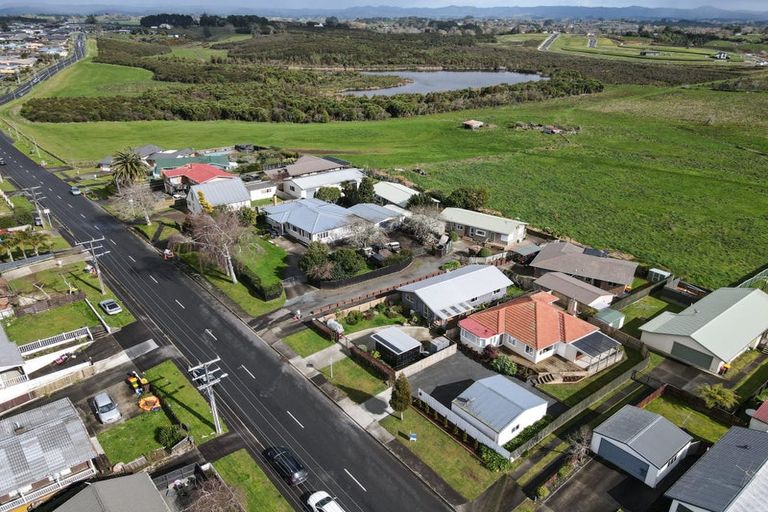 Photo of property in 14a Baverstock Road, Nawton, Hamilton, 3200