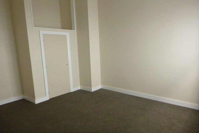 Photo of property in 2a Henry Street, Ebdentown, Upper Hutt, 5018