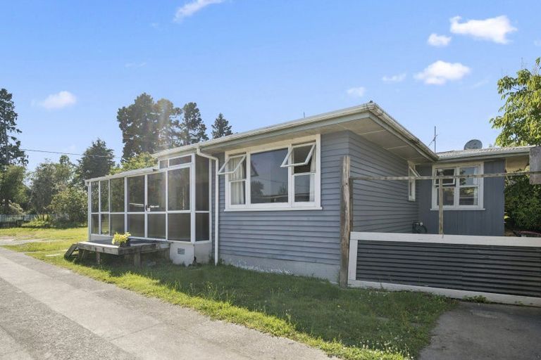 Photo of property in 48 Robinson Avenue, Holdens Bay, Rotorua, 3010