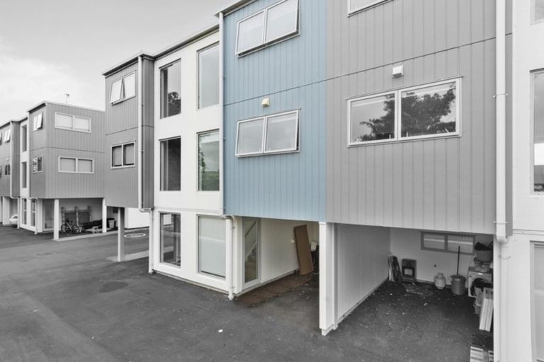 Photo of property in 31 Reynolds Place, Papamoa Beach, Papamoa, 3118