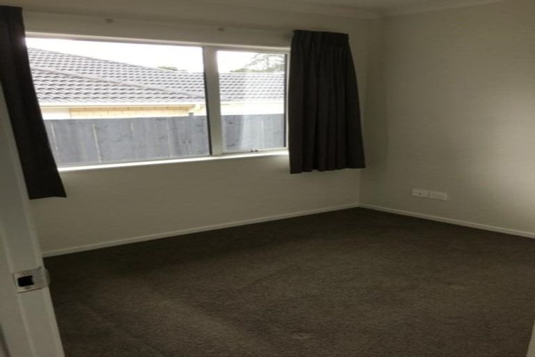 Photo of property in 7 Pohue Avenue, Huapai, Kumeu, 0810