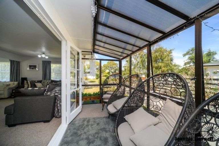 Photo of property in 84 Apollo Parade, Milson, Palmerston North, 4414