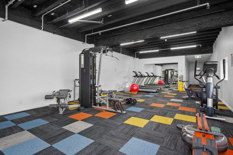 Photo of property in 13a/30 Westward Ho, Glen Eden, Auckland, 0602