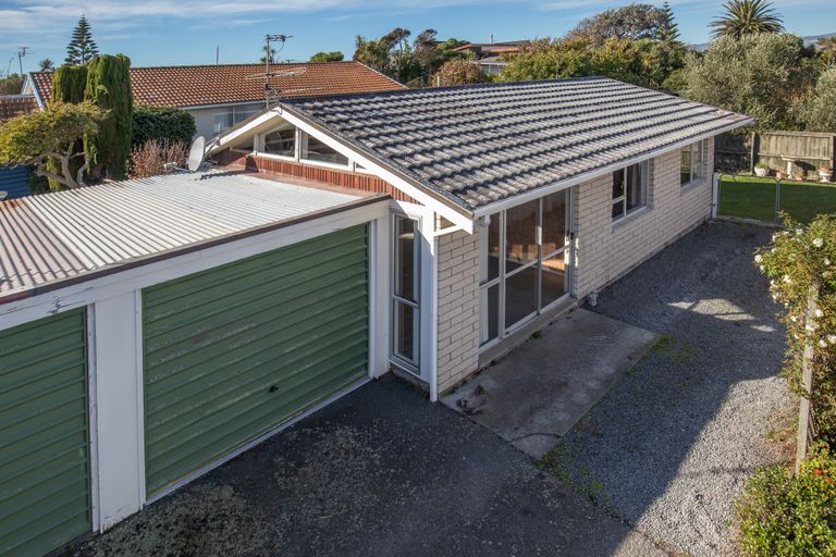Photo of property in 2/15 Sandra Street, South New Brighton, Christchurch, 8062