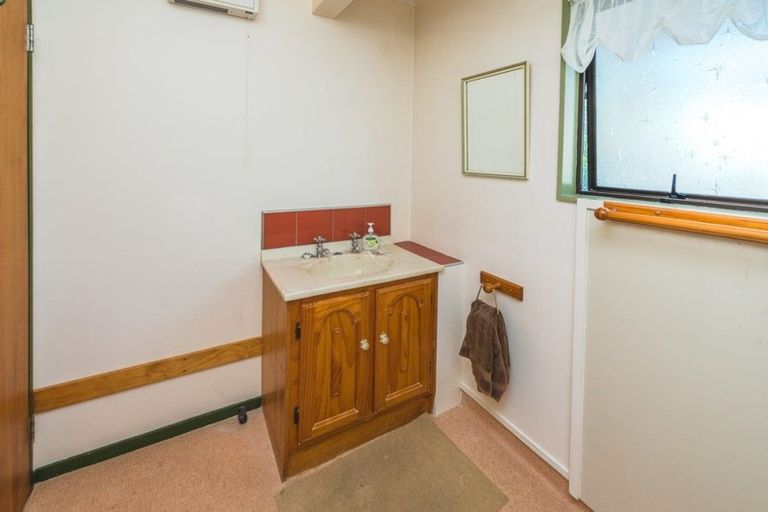 Photo of property in 9 Kawatiri Avenue, Gonville, Whanganui, 4501