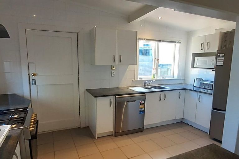 Photo of property in 1-3 Mudges Terrace, Newtown, Wellington, 6021